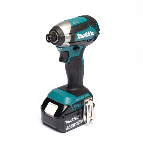 MAKITA สว่านอิมแพคไร้สาย 18 โวลต์ รุ่น DTD153RFE ก้านหกเหลี่ยม 1/4 นิ้ว