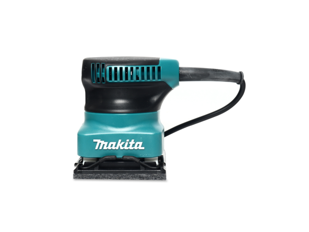 MAKITA เครื่องขัดกระดาษทรายสั่น ขนาด 114 X 140 มม. (4-1/2 X 5-1/2 นิ้ว) กำลังไฟ 170 วัตต์ รุ่น BO451