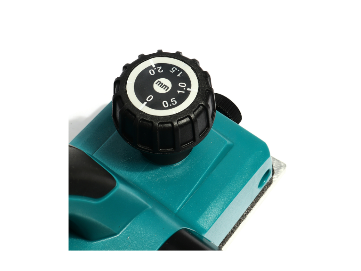 MAKITA กบไสไม้ไฟฟ้า ขนาด 3-1/4 นิ้ว (82 มม.) กำลังไฟ 500 วัตต์ รุ่น M1901B