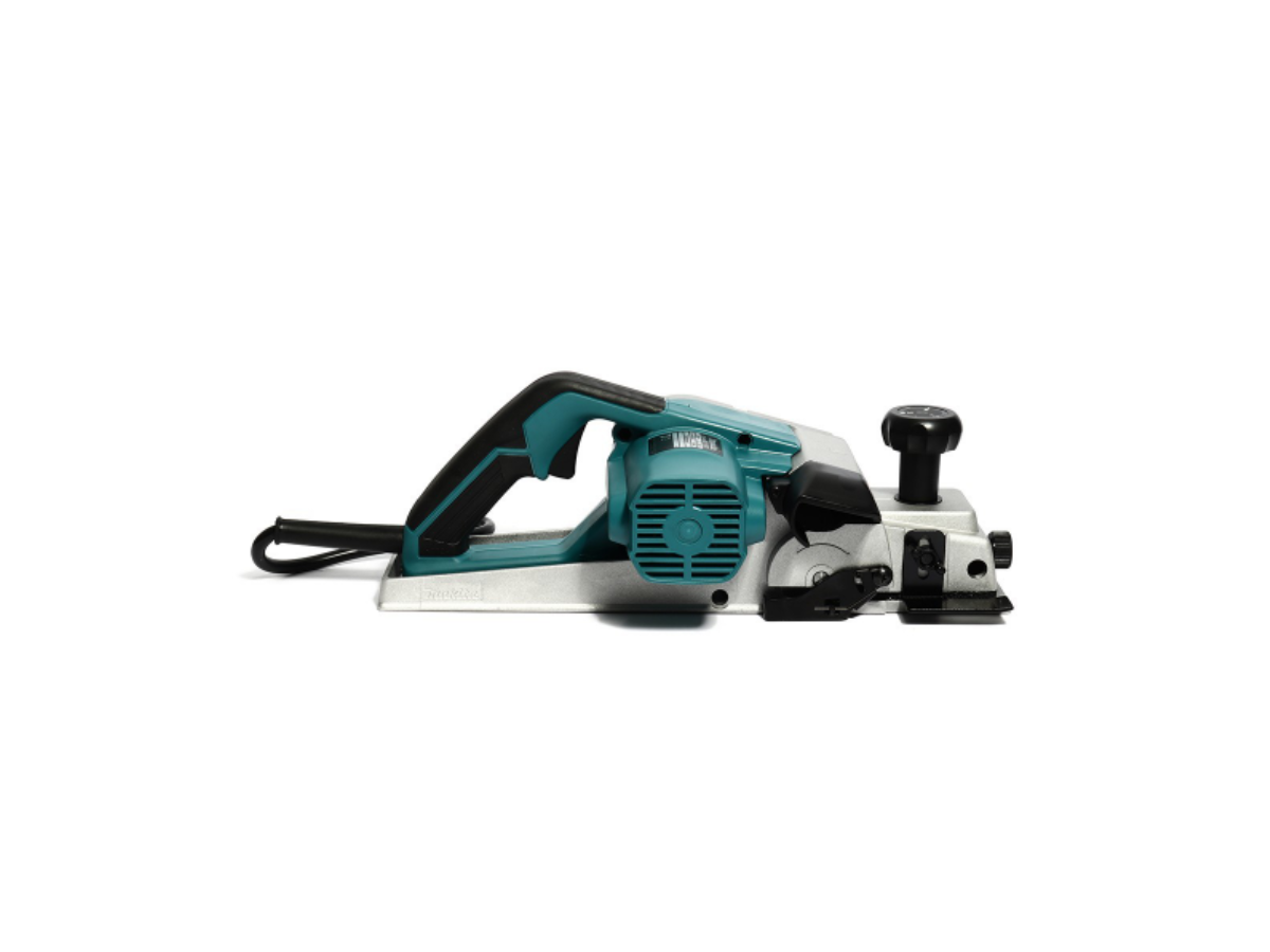 MAKITA กบไสไม้ไฟฟ้า ขนาด 3-1/4 นิ้ว (82 มม.) กำลังไฟ 750 วัตต์ รุ่น M1100KX1B