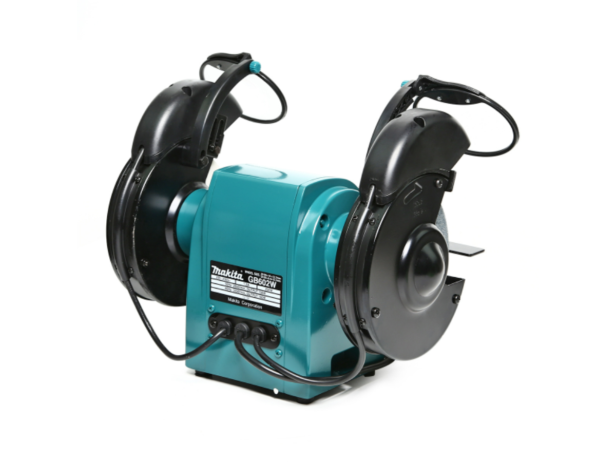 MAKITA เครื่องเจียรหินไฟ 1/3 แรงม้า ขนาด 6 นิ้ว (150 มม.) รุ่น GB-602W