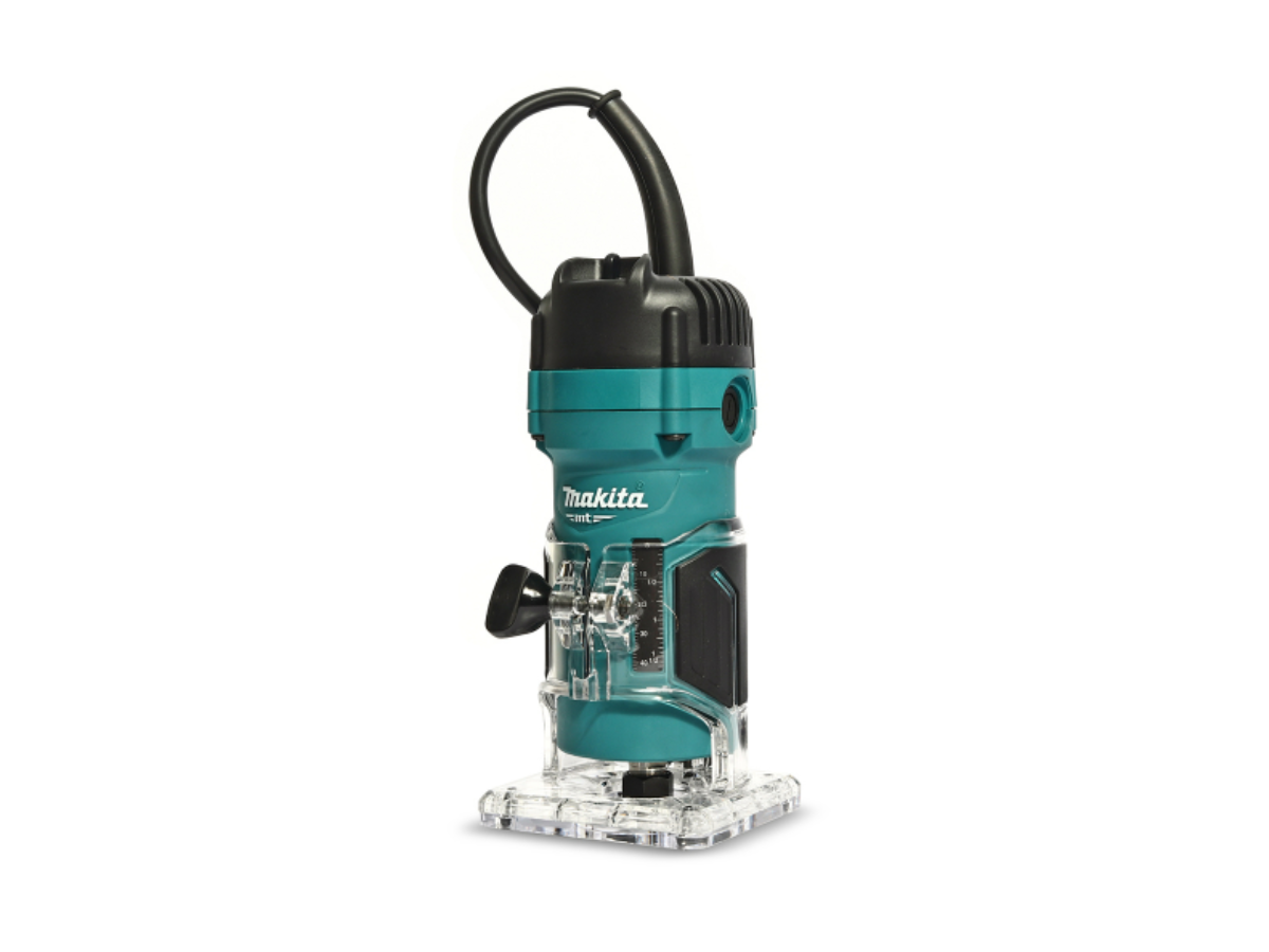 MAKITA เครื่องแกะลายไม้ ขนาด 1/4 นิ้ว (6 มม.) กำลังไฟ 530 วัตต์ รุ่น M3700B