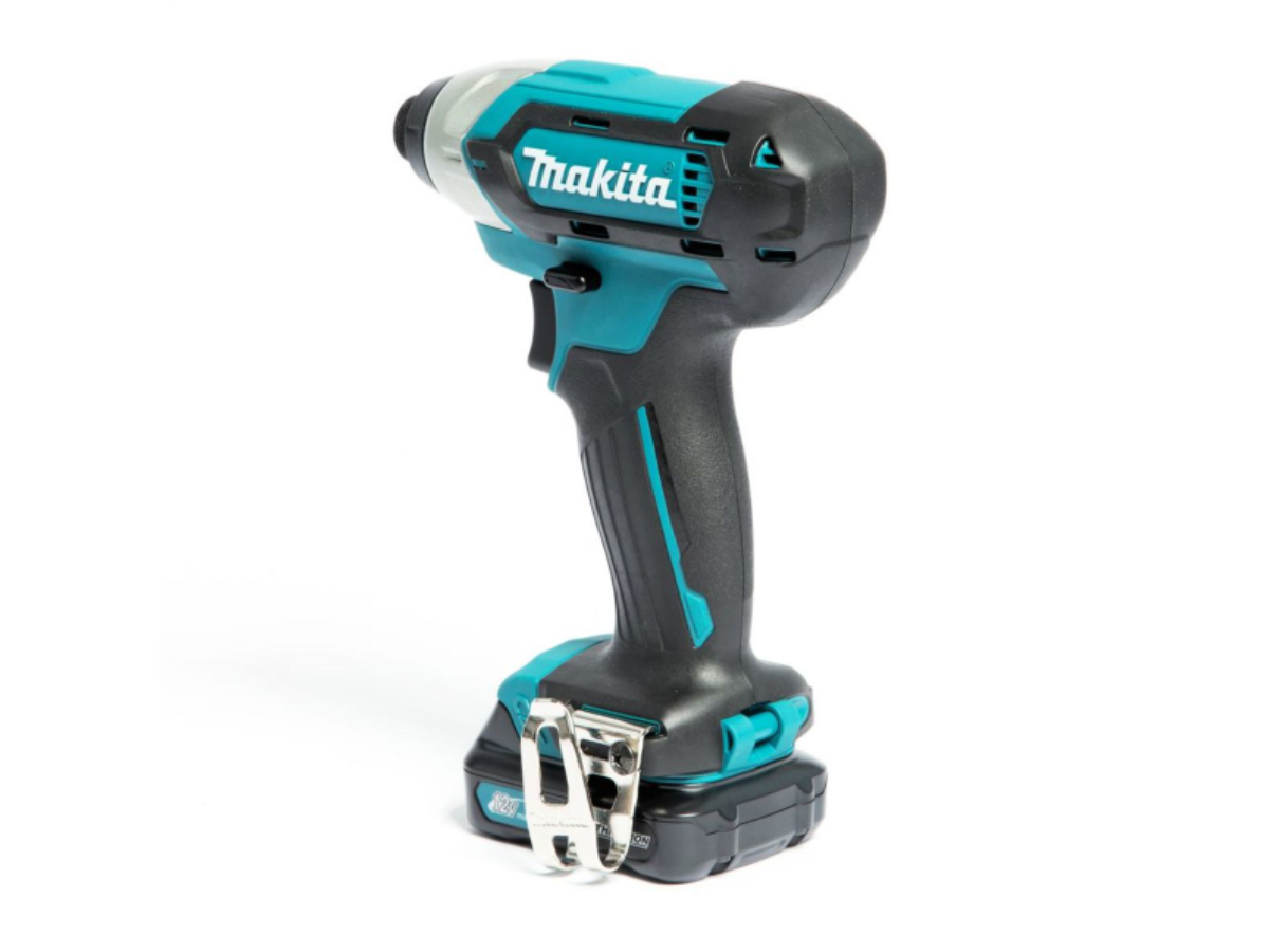 MAKITA สว่านไขควงกระแทกไร้สาย 12 โวลต์ 1/4 นิ้ว รุ่น TD110DWYE
