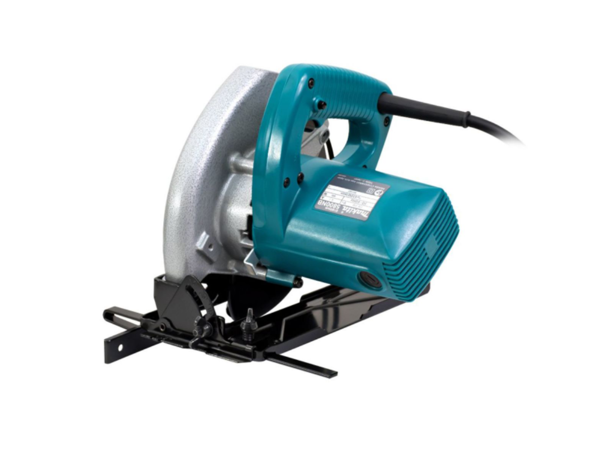 MAKITA เลื่อยวงเดือน ขนาด 7-1/8 นิ้ว (180 มม.) กำลังไฟ 900 วัตต์ รุ่น 5800NB