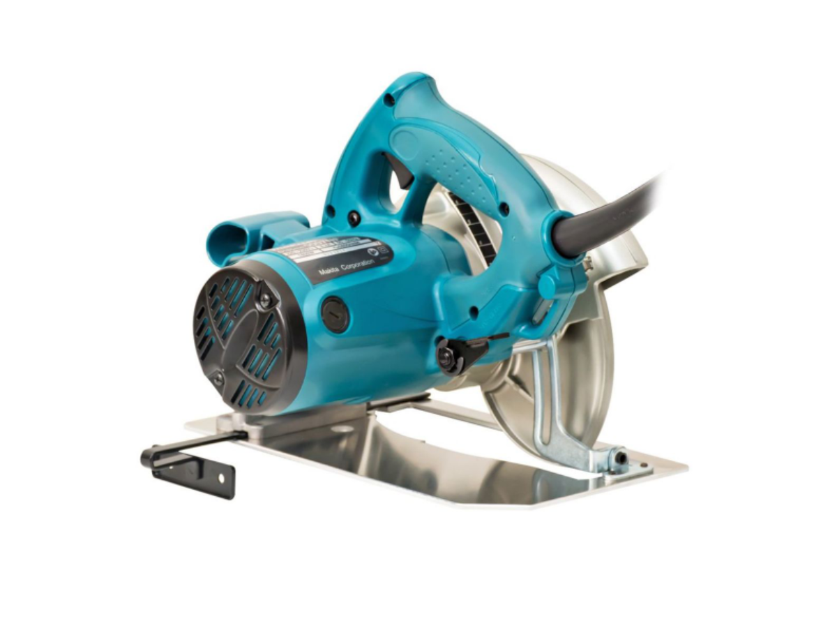 MAKITA เลื่อยวงเดือน ขนาด 7 นิ้ว (185 มม.) กำลังไฟ 1,800 วัตต์ รุ่น 5007NF