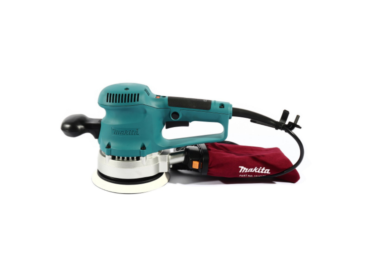 MAKITA เครื่องขัดกระดาษทรายกลมสั่นสุ่ม ขนาด 6 นิ้ว (150 มม. ) กำลังไฟ 310 วัตต์ รุ่น BO6030