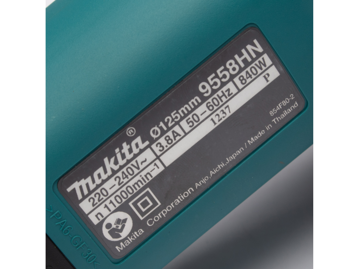 MAKITA เครื่องเจียรไฟฟ้า ขนาด 5 นิ้ว กำลังไฟ 840 วัตต์ รุ่น 9558HN