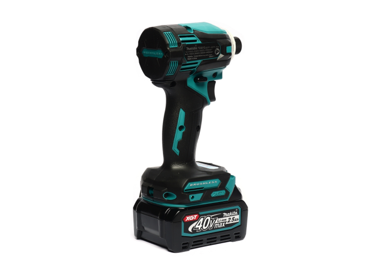 MAKITA สว่านไขควงกระแทกไร้สาย 40 โวลต์ 1/4 นิ้ว รุ่น TD001GD201 แรงบิดสูงสุด 220 นิวตันเมตร รวมแบตเตอรี่และแท่นชาร์จ