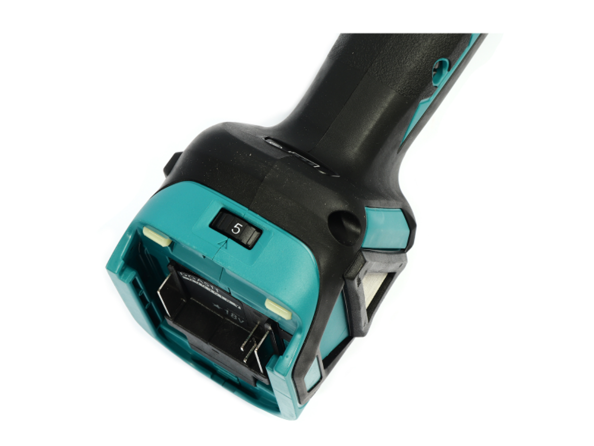 MAKITA เครื่องเจียไร้สาย 18 โวลต์ ขนาด 5 นิ้ว รุ่น DGA511Z