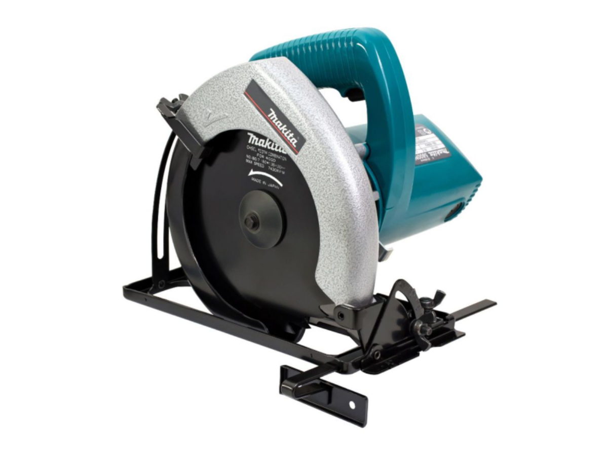 MAKITA เลื่อยวงเดือน ขนาด 7-1/8 นิ้ว (180 มม.) กำลังไฟ 900 วัตต์ รุ่น 5800NB